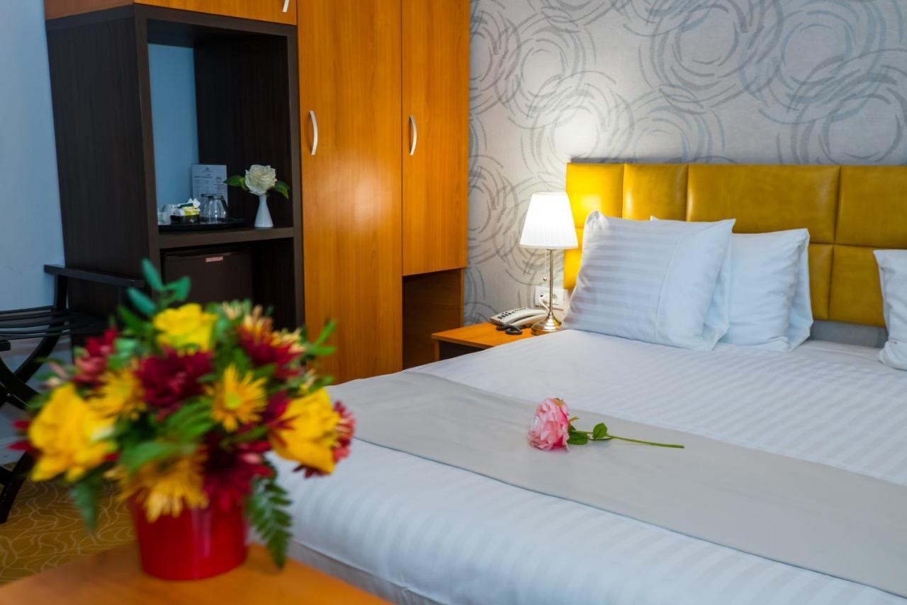Best Western Hotel Lev Or I بوخارست المظهر الخارجي الصورة
